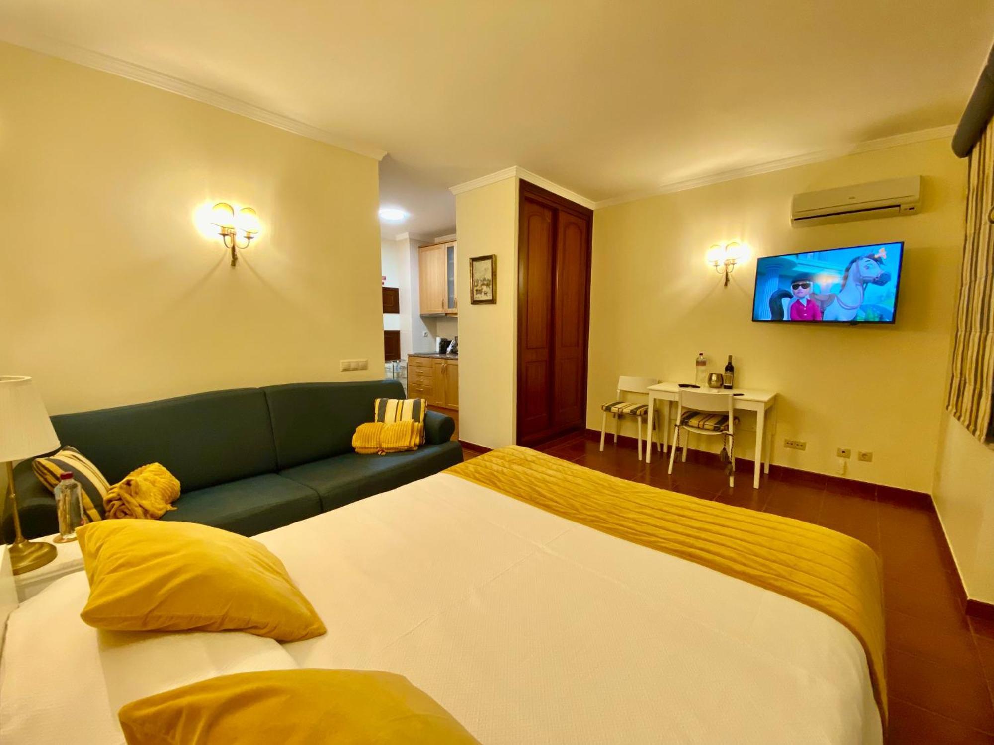 Alvor Seven Apartment Екстериор снимка